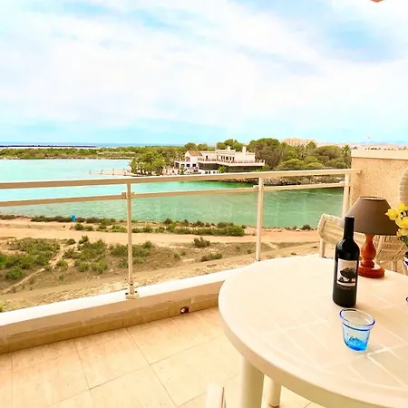 180 Degree Sea Views!